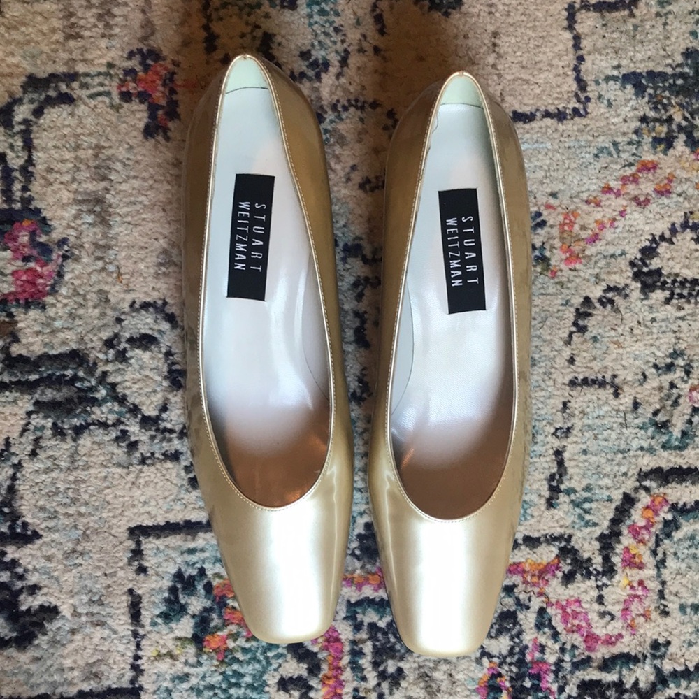 Gold Stuart Weitzman Pumps
